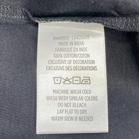 Robert Graham Men’s Las Vegas Long Sleeve T-Shirt Size M Black Embroidered Skull - Picture 2 of 12